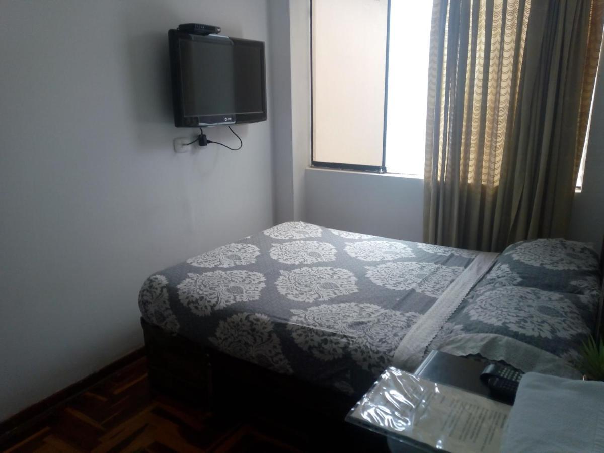 Peruvian Family Hostal Miraflores Lima Phòng bức ảnh