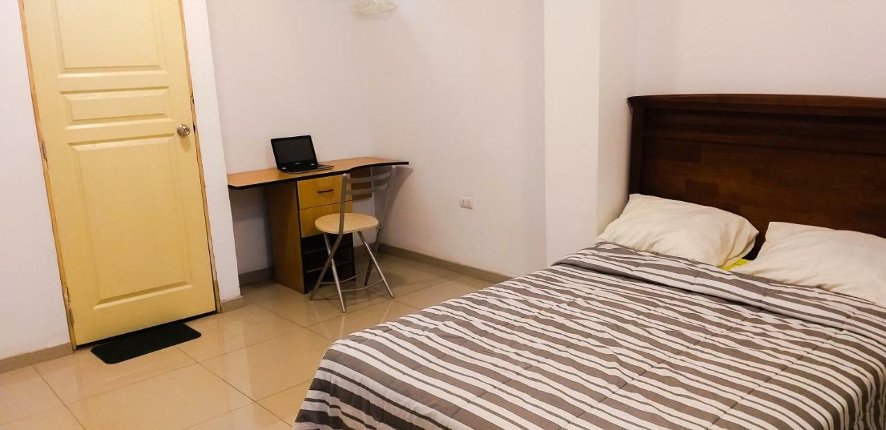 Peruvian Family Hostal Miraflores Lima Ngoại thất bức ảnh